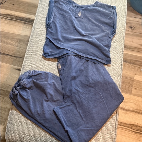 Free People Movement Hot Shot Crossover Set Midnight Navy Size Large - Picture 2 of 10